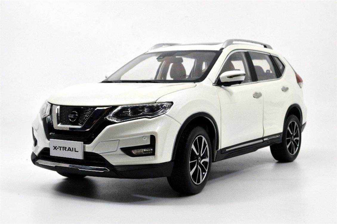 Paudi Model 5535EW 1/18 Ölçek, 2019 Nissan X-TRAIL, Beyaz, Sergilemeye Hazır Metal Araba Modeli