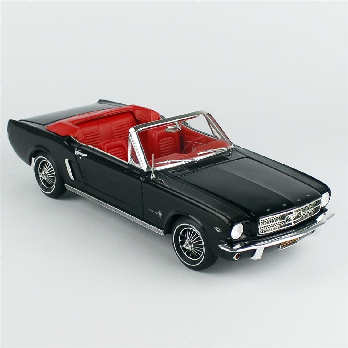 AutoWorld AMM1312 1/18 Ölçek, 1964.5 Ford Mustang Convertible, Raven Black, Sergilemeye Hazır Metal Araba Modeli