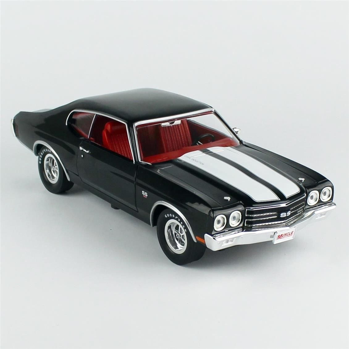 AutoWorld AMM1317 1/18 Ölçek, 1970 Chevrolet Chevelle Hardtop (Hemmings Muscle Machines)Sergilemeye Hazır Metal Araba Modeli