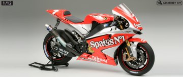 1/12 Yamaha YZR-M1 '04 No.7/No.33