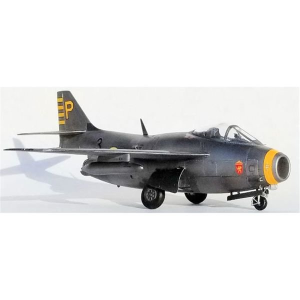 HobbyBoss 81746 1/48 Ölçek, J-29B Tunnan, Savaş Uçağı, Plastik Model kiti