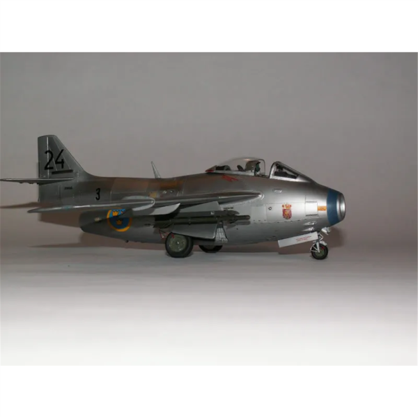 HobbyBoss 81745 1/48 Ölçek, J-29F Tunnan, Savaş Uçağı, Plastik Model kiti