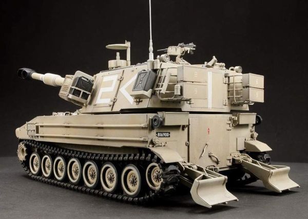 AFV Club AF35272 1/35 Ölçek, IDF M109A2 ROCHEV Tankı, Plastik Model kiti