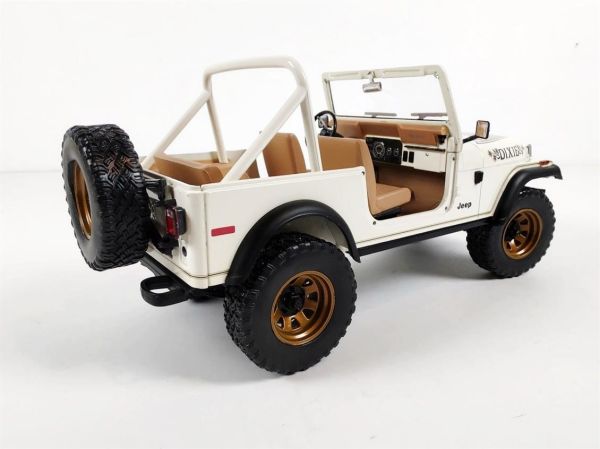 GreenLight 19065 1/18 Ölçek, 1979 Jeep CJ-7 ,Dixie (Dukes of Hazzard Look a Like), Beyaz, Sergilemeye Hazır Metal Cip Modeli