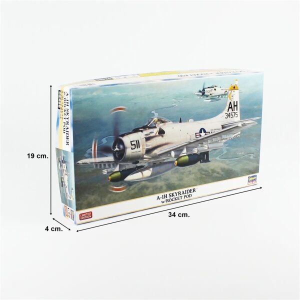 Hasegawa 2466 1/72 Ölçek, A-1H Skyraider w/ Rocket pod, (Limited Edition), Savaş Uçağı Plastik Model Kiti