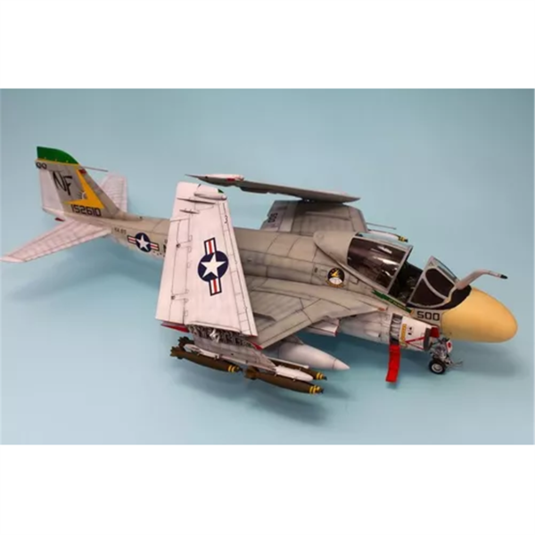 HobbyBoss 81709 1/48 Ölçek, A-6E Intruder, Savaş Uçağı, Plastik Model kiti