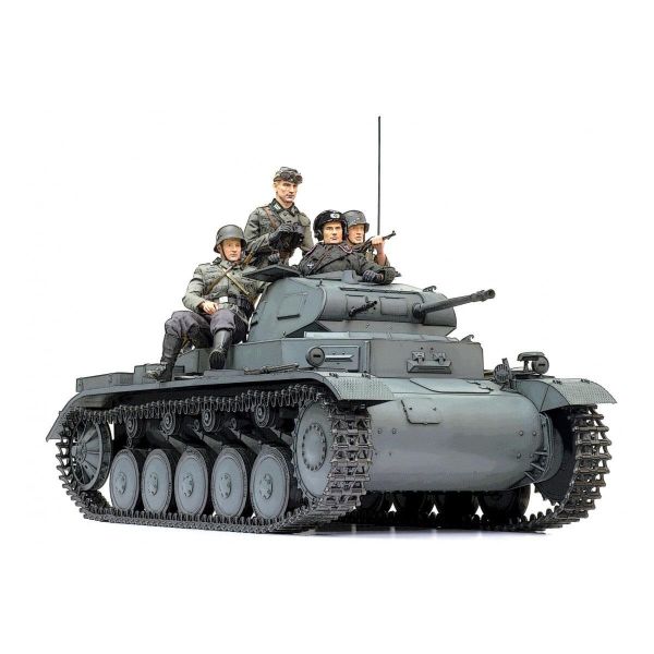 Dragon 75025 1/6 Ölçek, Pz.Kpfw.II Ausf.B Hafif Tankı Plastik Model Kiti