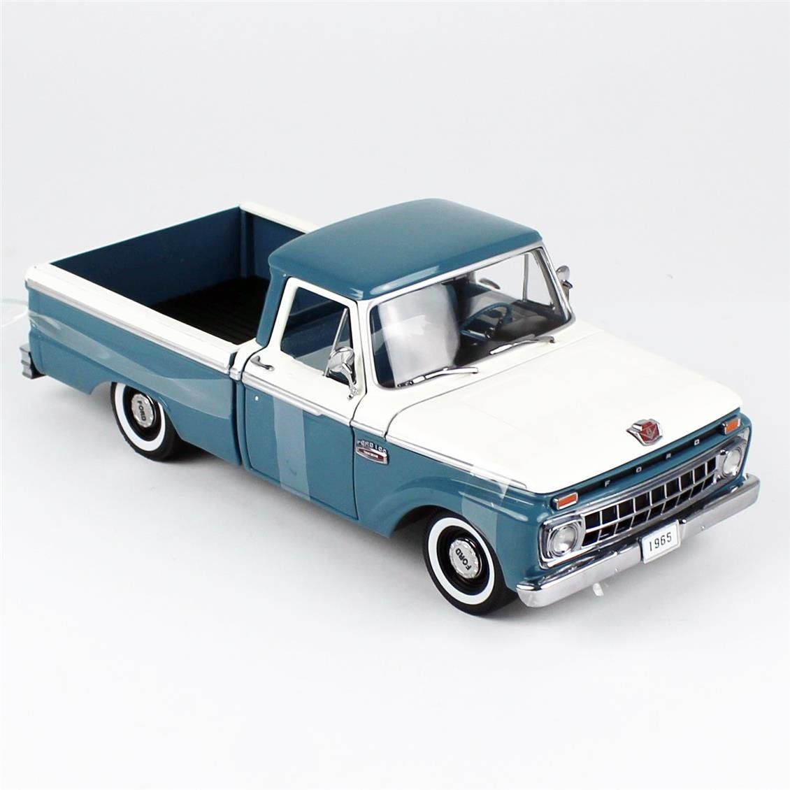 Sunstar 1303 1/18 Ölçek, 1965 Ford F-100 Kamyonet, Mavi-Beyaz, Sergilemeye Hazır Metal Araba Modeli