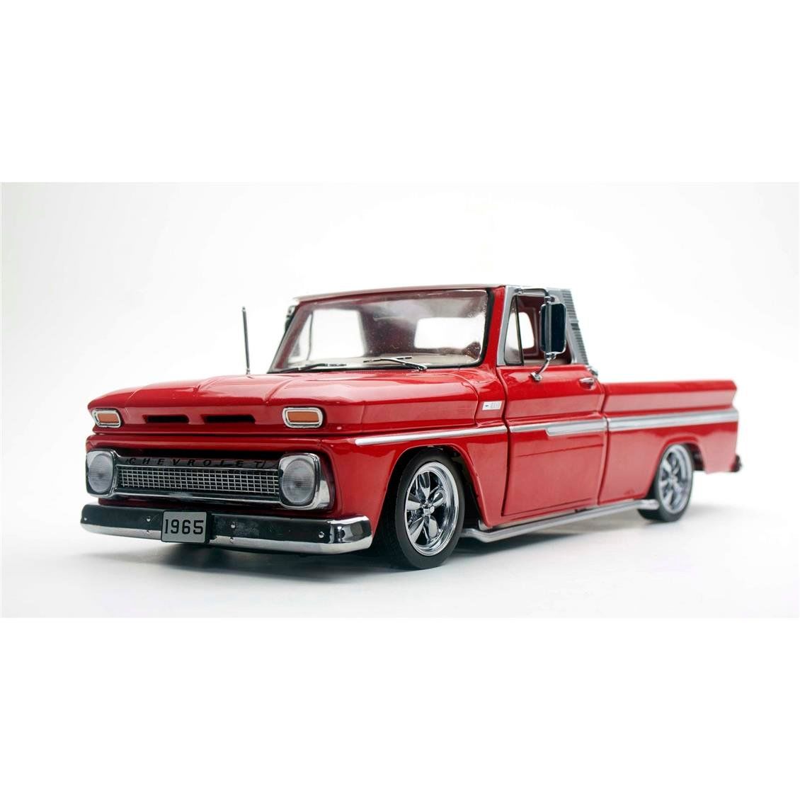 Sunstar 1365 1/18 Ölçek, 1965 Chevrolet C-10 Styleside Kamyonet, Kırmızı, Sergilemeye Hazır Metal Araba Modeli