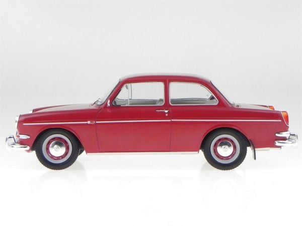 MCG 18090 1/18 Ölçek, 1963 Volkswagen 1500 S (T 3), Koyu Kırmızı, Sergilemeye Hazır Metal Minibüs Modeli