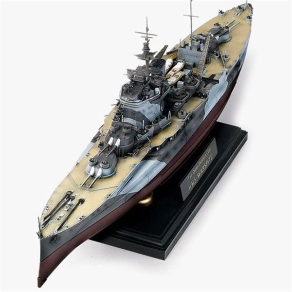 Academy 14105 1/350 Ölçek, Queen Elizabeth H.M.S.Warspite Savaş Gemisi, Plastik Model kiti