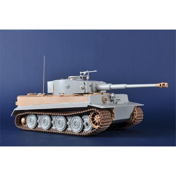 Trumpeter 00945 1/16 Ölçek, Pz.Kpfw.VI Ausf.E Sd.Kfz.181 Tiger-1 (Geç Dönem) Ana Muharebe Tankı, İç Detaylı, Plastik Model Kiti