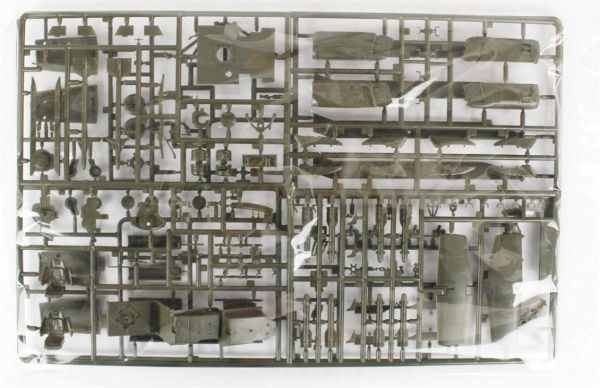 Academy 12268 1/48 Ölçek, AH-64D Longbow Helikopter, Plastik Model kiti