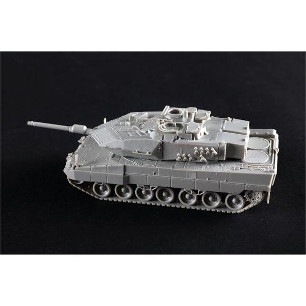 Trumpeter 07192 1/72 Ölçek, Alman Leopard 2A6 EX Ana Muharebe Tanklı, Plastik Model Kiti