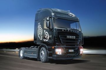 1/24 IVECO Stralis Active Space