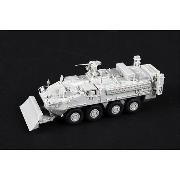 Trumpeter 07456 1/72 Ölçek, M1132 Stryker İstihkam Aracı w/SOB, Plastik Model Kiti