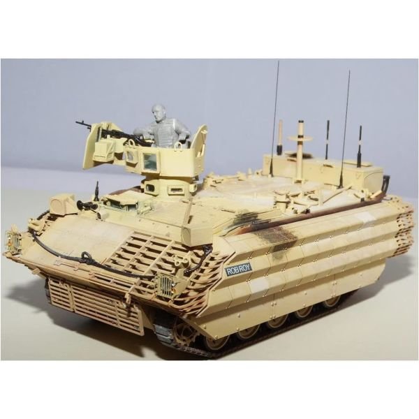 Takom 2067 1/35 Ölçek, İngiliz APC FV432 Mk.3 Bulldog Tankı, (2 in 1), Plastik Model kiti