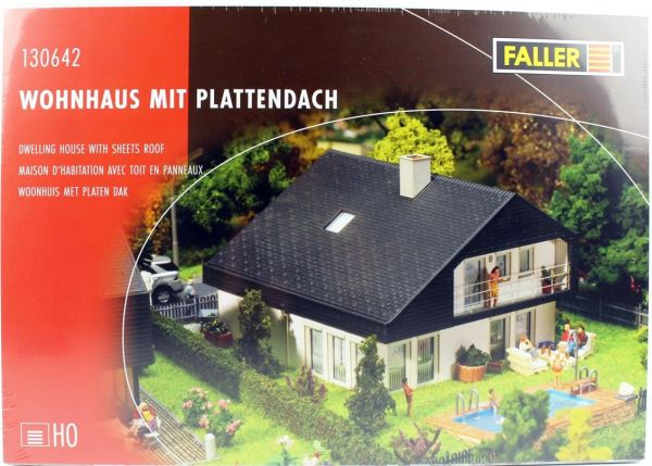 Faller 130642 1/87 Ölçek, Metal Çatılı Villa, Plastik Model Kiti