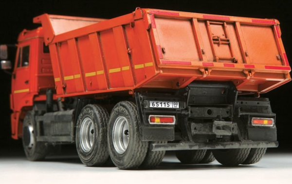 1/35 Kamaz 65116 Dump Truck