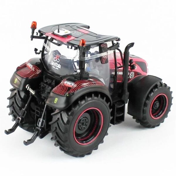 Universal Hobbies UH6434 1/32 Ölçek, New Holland T5.140 (Giro Italia) 2022 Traktör, Sergilemeye Hazır Metal İş Makinası Modeli