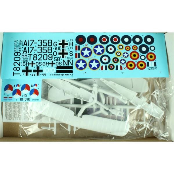 Mistercraft E042 1/48 Ölçek, D.H 82 (Kaplan Güvesi) Savaş Uçağı, Plastik Model kiti