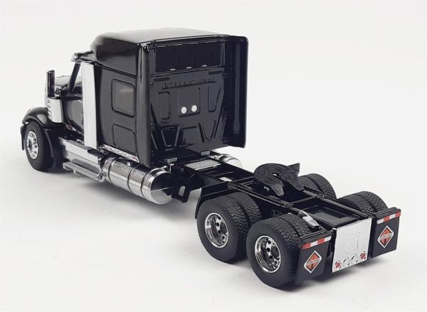 Diecast Masters 71023 1/50 Ölçek, International LoneStar Kabinli Çekici, Kapıları açılır, Siyah, Sergilemeye Hazır Metal Model