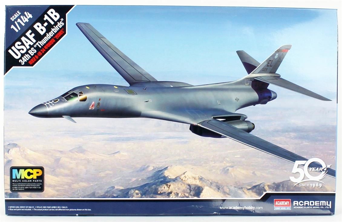 Academy 12620 1/144 Ölçek, ABD Hava Kuvvetleri B-1B Lancer Savaş Uçağı , Plastik Maketi