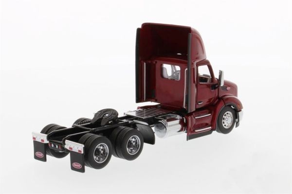 Diecast Masters 71068 1/50 Ölçek, Peterbilt 579 Çekici, Kırmızı, Sergilemeye Hazır Metal Model