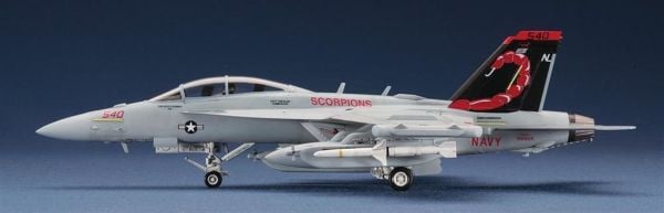 Hasegawa E38 1568 1/72 Ölçek, EA-18G Growler, Savaş Uçağı, Plastik Model kiti