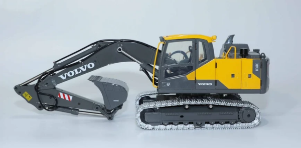 1/14 Volvo Excavator E010