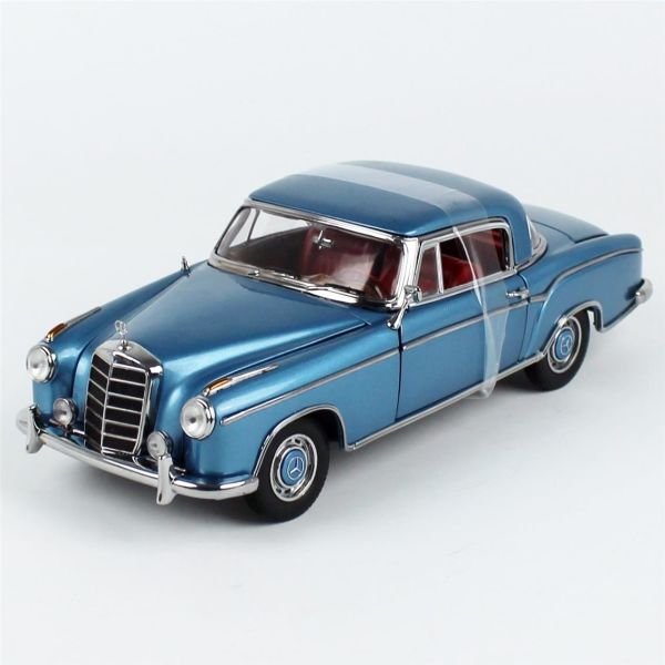 Sunstar 3592 1/18 Ölçek, 1958 Mercedes-Benz 220 SE Coupe, Açık Mavi metalik, Sergilemeye Hazır Metal Araba Modeli