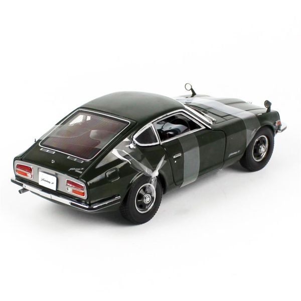 Sunstar 3514R 1/18 Ölçek, 1970 Fairlady Z (S30), Koyu Yeşil, Sergilemeye Hazır Metal Ralli Araba Modeli