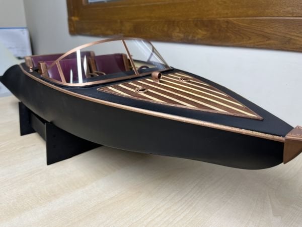 Türkmodel KÜBRA 1/10 “Retro Speed Boat”