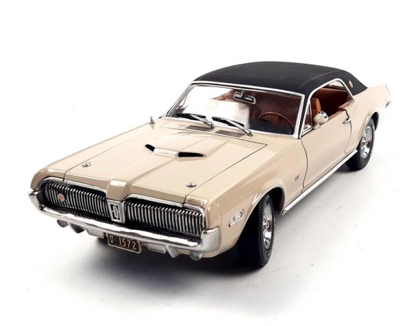 Sunstar 1572 1/18 Ölçek, 1968 Mercury Cougar XR7G, Açık Kahve, Sergilemeye Hazır Metal Araba Modeli