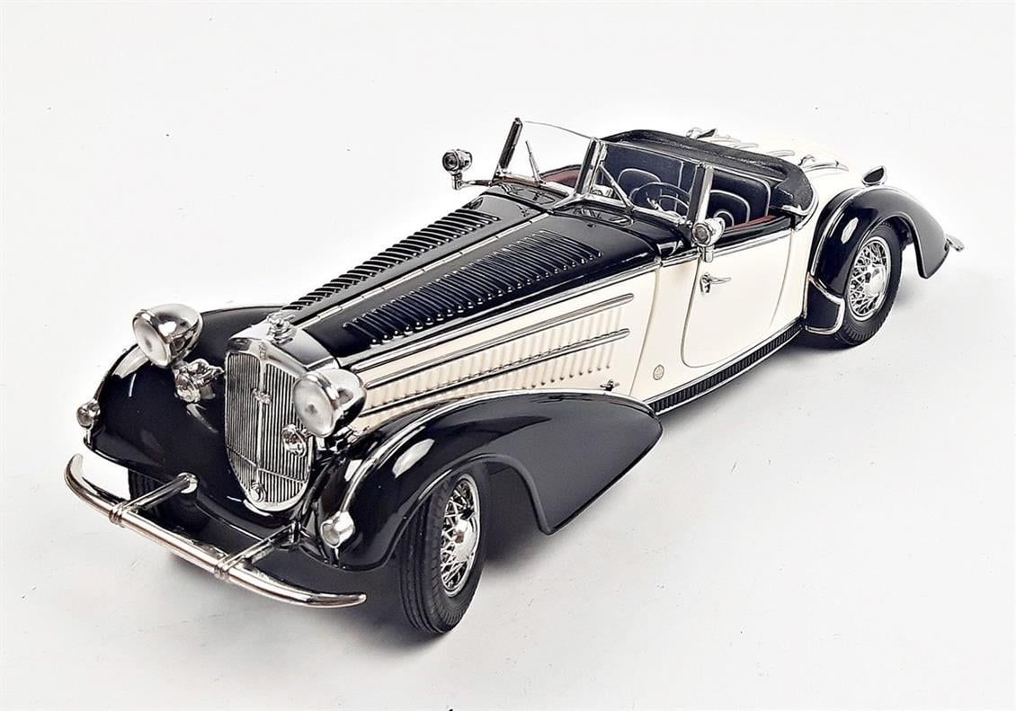 Sunstar 2405 1/18 Ölçek, 1939 Horch 855 Roadster, Siyah/Beyaz, Sergilemeye Hazır Metal Araba Modeli