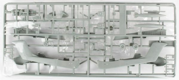 Academy 12463 1/72 Ölçek, OV-10 Bronco Savaş Uçağı, Plastik Model kiti