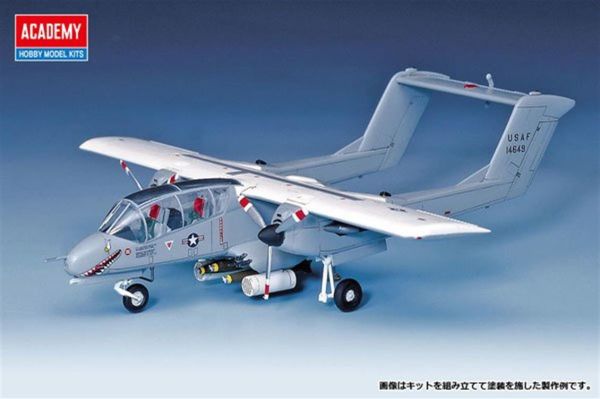 Academy 12463 1/72 Ölçek, OV-10 Bronco Savaş Uçağı, Plastik Model kiti