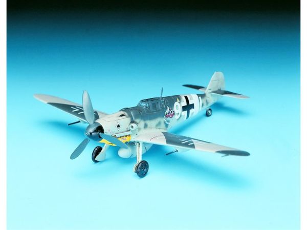 Academy 12467 1/72 Ölçek, Messerschmitt Bf 109 G-6 Savaş Uçağı, Plastik Model kiti