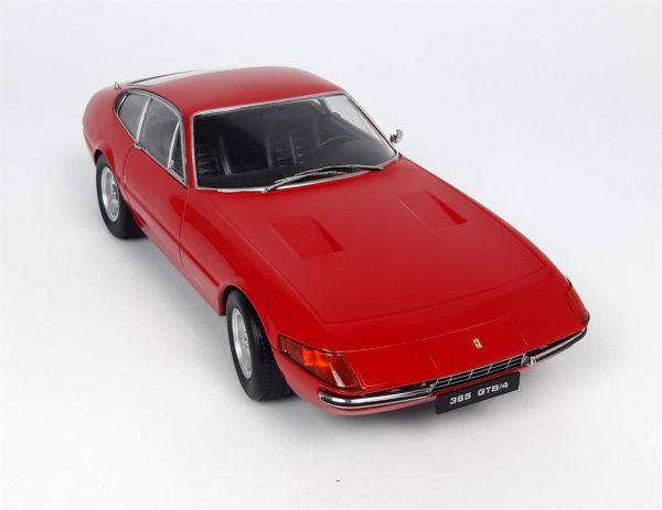 KKscale 180591 1/18 Ölçek, 1971 Ferrari 365 GTB Daytona Series 2, Kırmızı, Sergilemeye Hazır Metal Araba Modeli