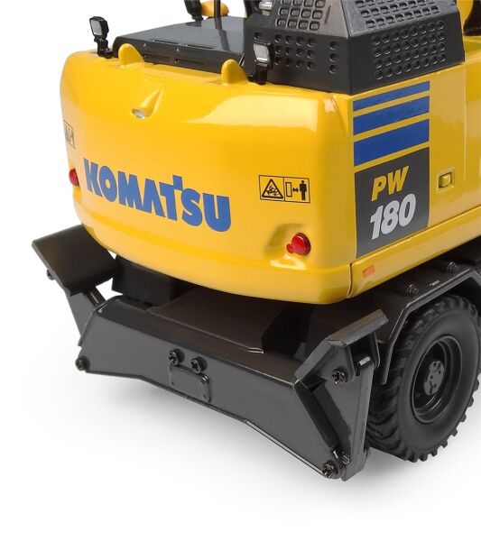 Universal Hobbies UH8162 1/50 Ölçek, Komatsu PW148-11 Lastik Tekerli Kovalı Ekskavatör, Sergilemeye Hazır Tarımsal Makine Model