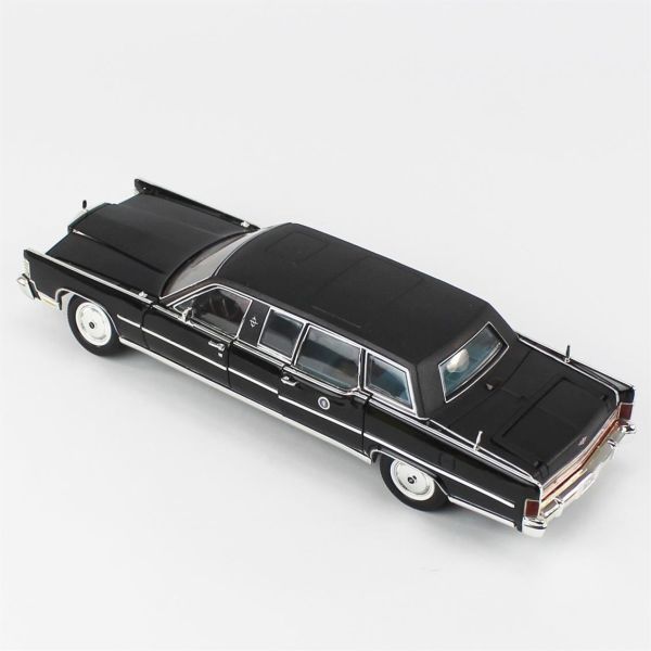 Road Signature 24068 1/24 Ölçek, 1972 Lincoln Continental Reagan Car, Black, Sergilemeye Hazır Metal Araba Modeli