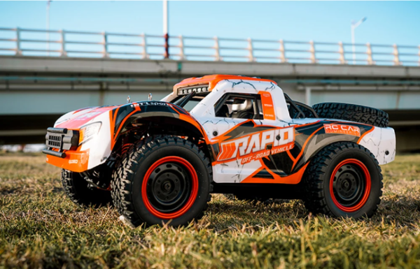 RAPID PRO Fırçasız 4WD Yüksek Hızlı Canavar Kamyon Off Road Araba