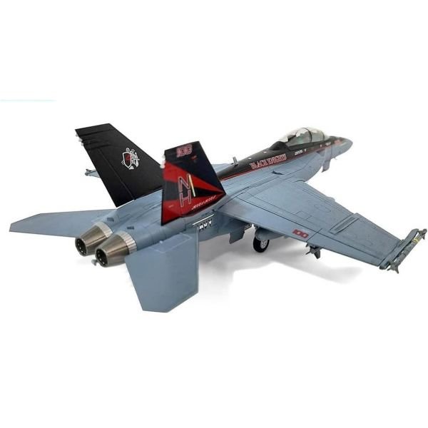 Academy 12577 1/72 Ölçek, USN F/A-18F (VFA-154 Black Knights) Savaş Uçağı, Plastik Model kiti