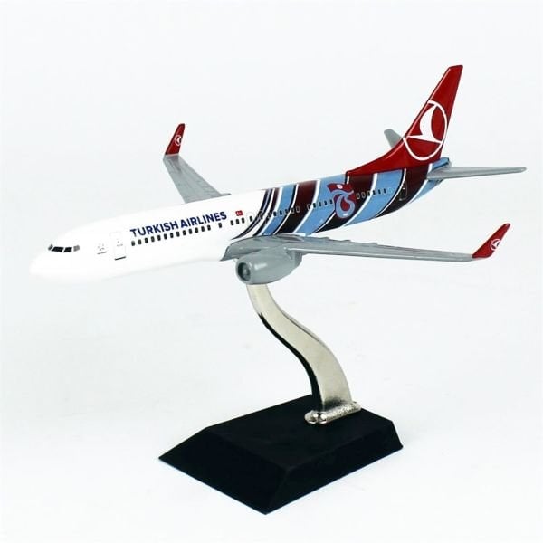 THY054 1/250 Ölçek, THY Trabzonspor Logolu Boeing B737-800 Yolcu Uçağı, Sergilemeye Hazır Ahşap Standlı Metal Model