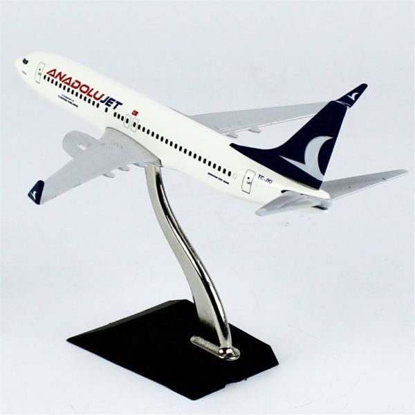 THY056 1/250 Ölçek, Anadolu Jet Logolu Boeing B737-800 Yolcu Uçağı, Sergilemeye Hazır Ahşap Standlı Metal Model