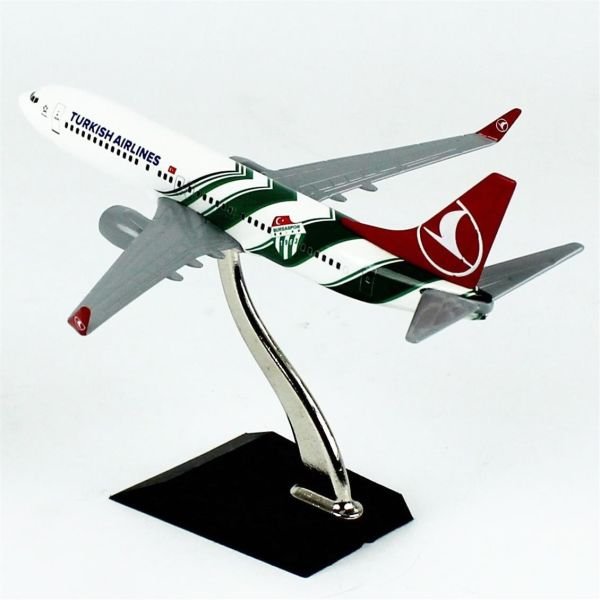 THY058 1/250 Ölçek, Bursaspor Logolu Boeing B737-800 Yolcu Uçağı, Sergilemeye Hazır Ahşap Standlı Metal Model