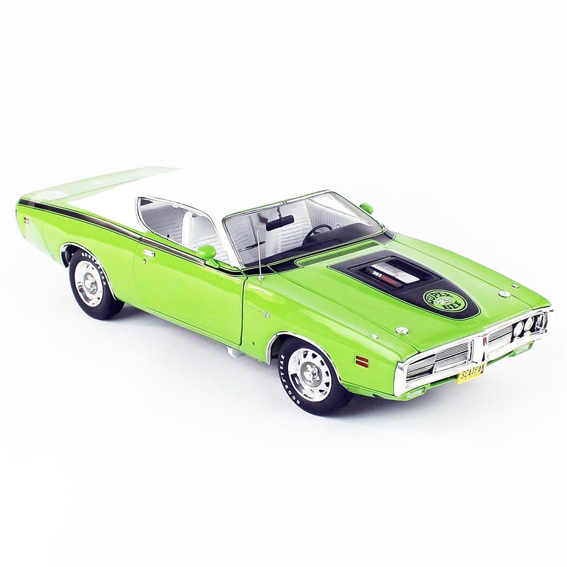 Autoworld AMM1260 1/18 Ölçek, 1971 Dodge Charger SB CO71, Green White, Sergilemeye Hazır Metal Araba Maketi