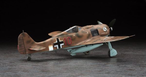 Hasegawa 9950 1/48 Ölçek, Focke-Wulf FW190F-8 ve BT700 Torpido (Limited Edition), Savaş Uçağı, Plastik Model kiti