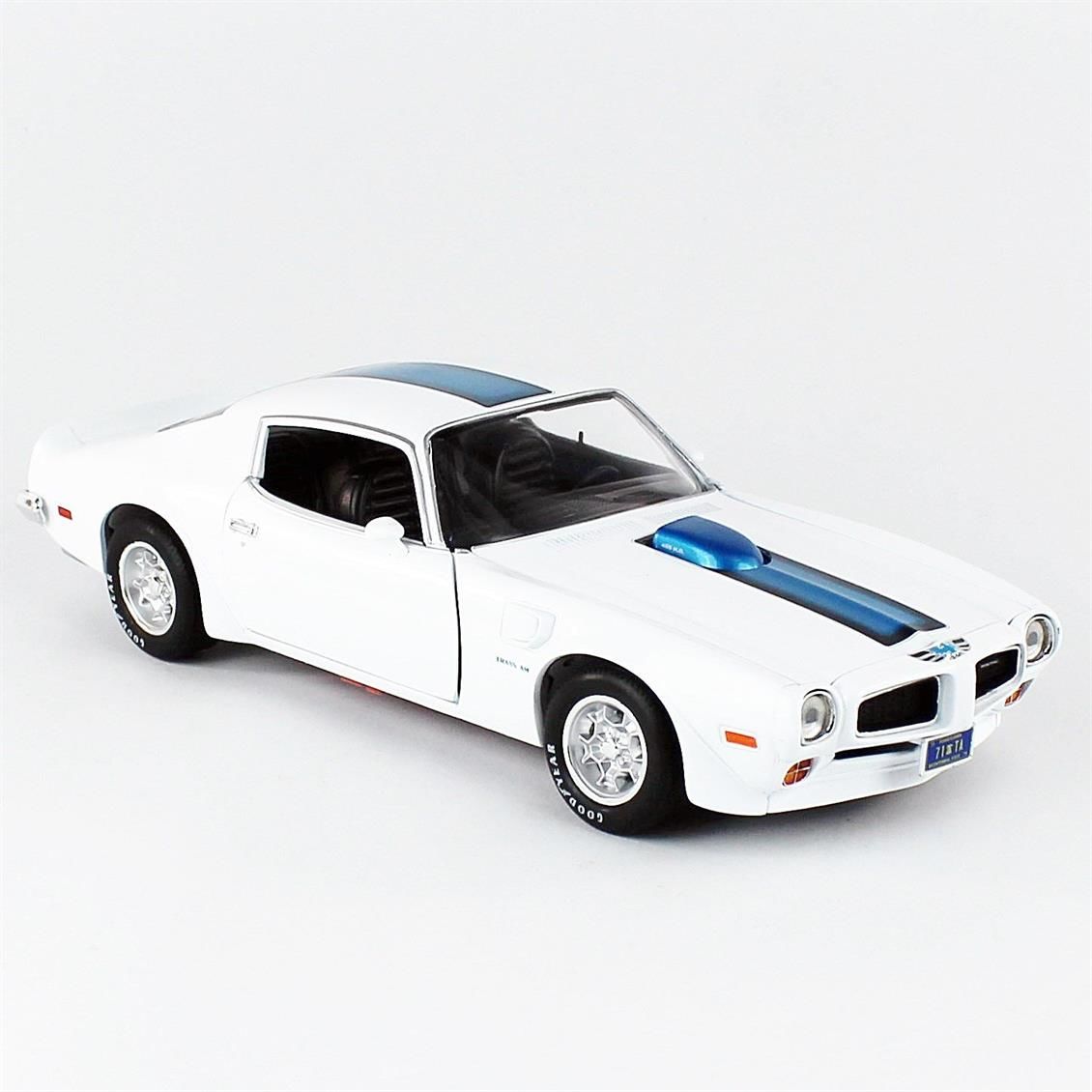 Autoworld AMM1267 1/18 Ölçek, 1971 Pontiac Firebird Trans Am, White, Sergilemeye Hazır Metal Araba Maketi