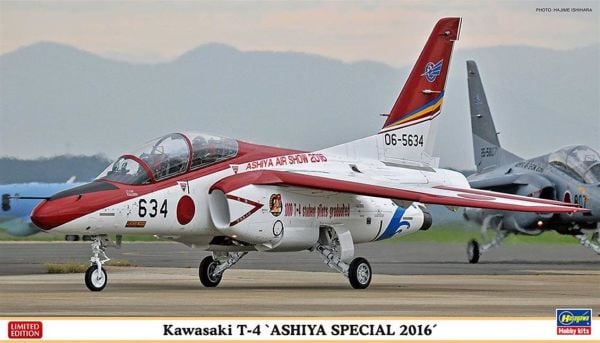 Hasegawa 2224 1/72 Ölçek, Kawasaki T-4 (Ashiya Special 2016) (Two kits in the box), Savaş Uçağı, Plastik Model kiti